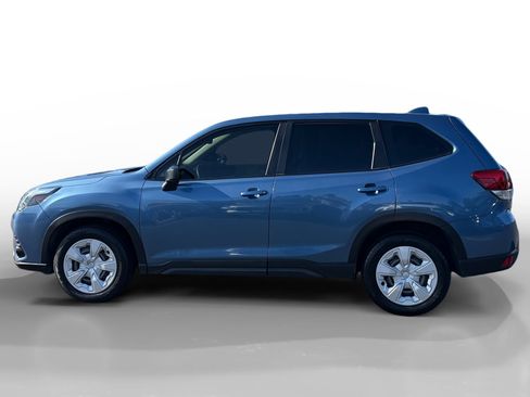 Used 2023 Subaru Forester AWD/4WD image 2