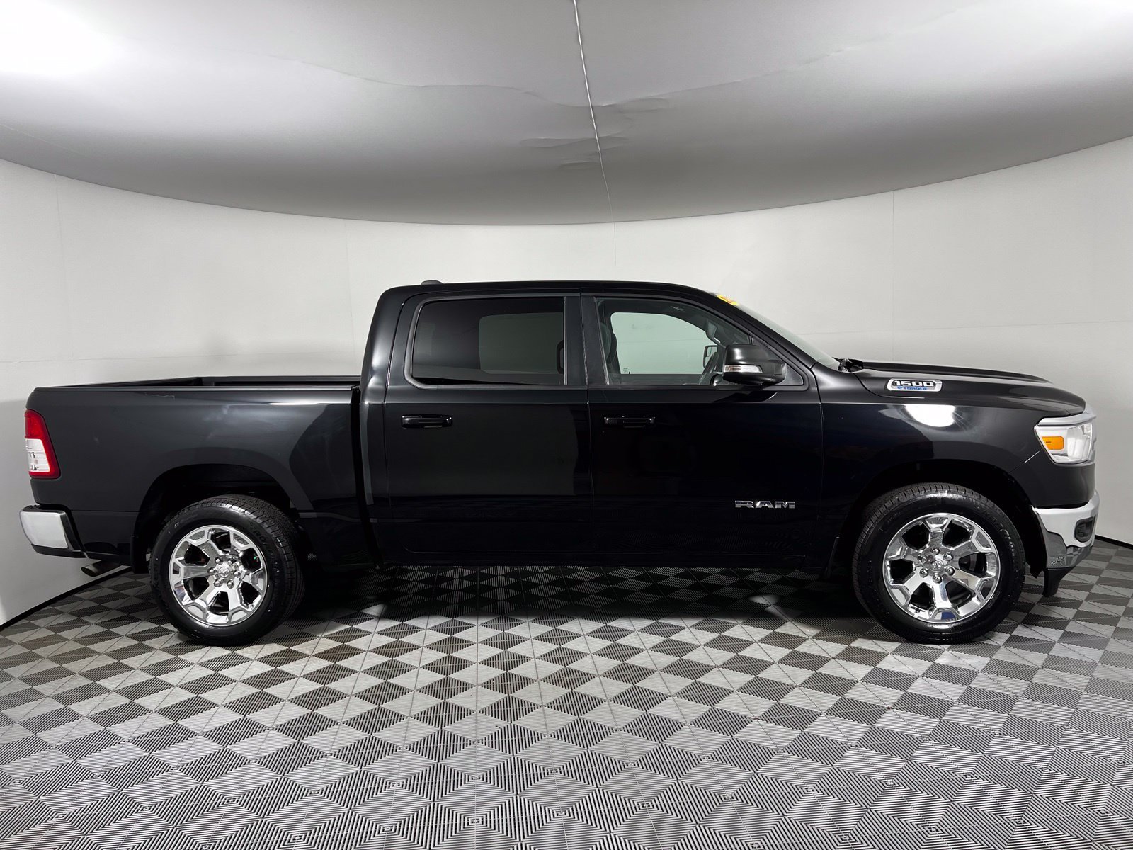 Used 2022 RAM 1500 Big Horn RWD image 4