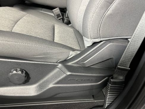 Used 2025 Ford F150 XLT image 24