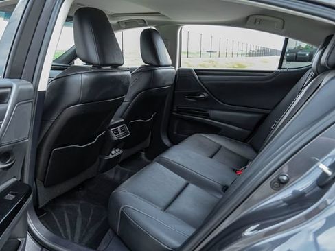 Used 2023 Lexus ES 350 w/ Premium Package FWD image 43