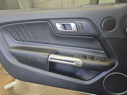 Used 2019 Ford Mustang GT Premium RWD image 26