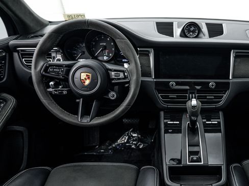 Certified 2024 Porsche Macan GTS AWD/4WD image 23
