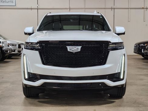 Used 2022 Cadillac Escalade ESV Sport Platinum w/ LPO, ONYX Package image 2