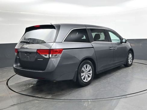 Used 2016 Honda Odyssey SE image 4