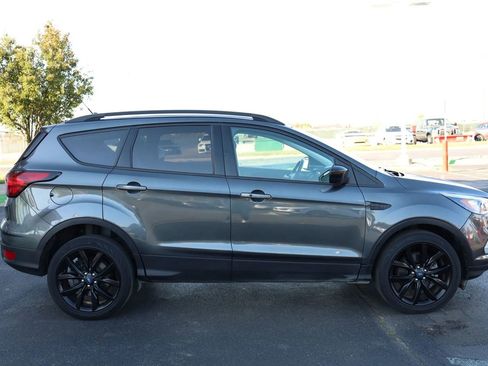 Used 2019 Ford Escape SE AWD/4WD image 4