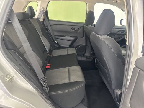 Certified 2024 Nissan Rogue SV image 24