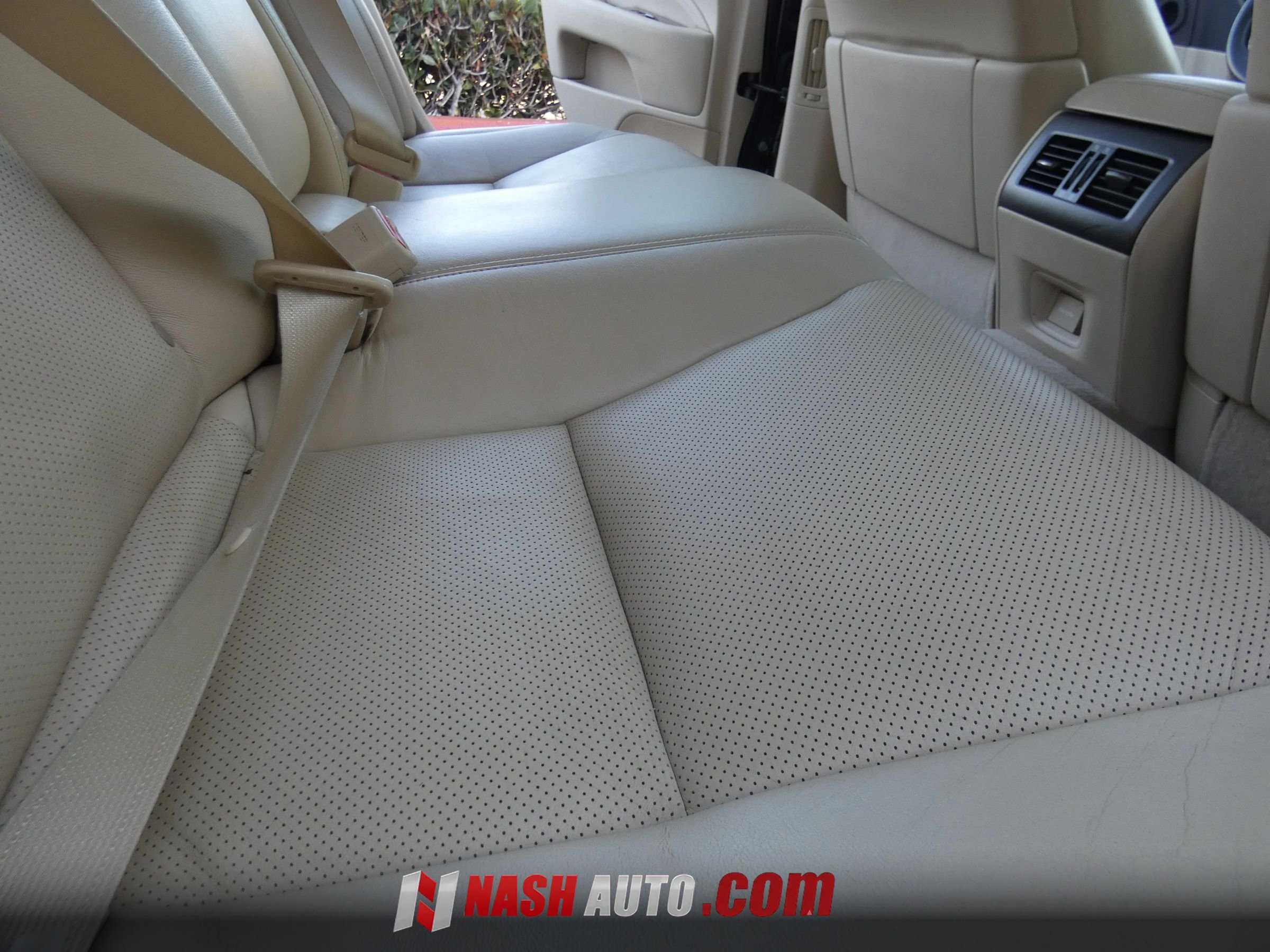 Used 2012 Lexus LS 460 w/ Luxury Value Edition RWD image 38
