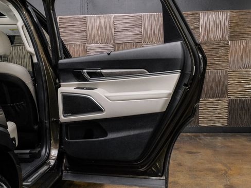 Used 2021 Kia Telluride SX w/ Nightfall Edition Package AWD/4WD image 53