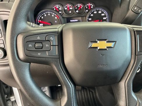 Used 2025 Chevrolet Silverado 1500 W/T w/ WT Value Package AWD/4WD image 24