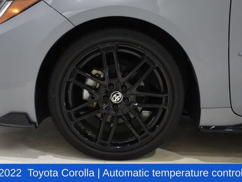 Used 2022 Toyota Corolla SE image 6