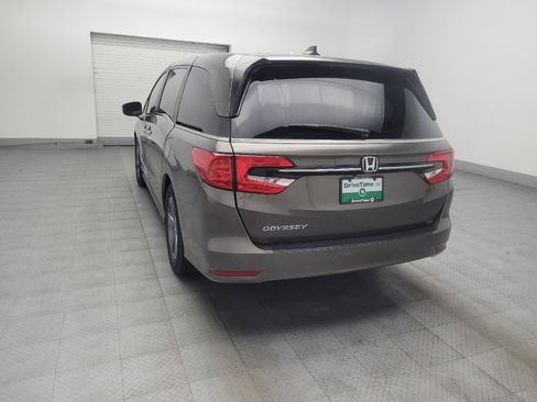 Used 2021 Honda Odyssey EX image 5