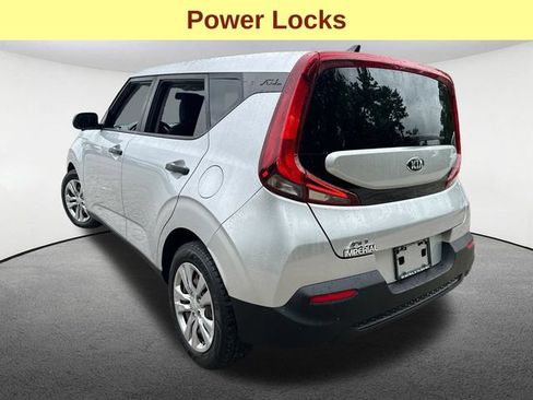 Used 2020 Kia Soul LX FWD image 10