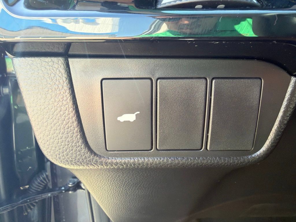 Certified 2026 Honda CR-V EX-L image 19