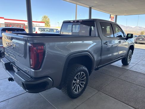 Used 2020 GMC Sierra 1500 AT4 w/ AT4 Premium Package image 4