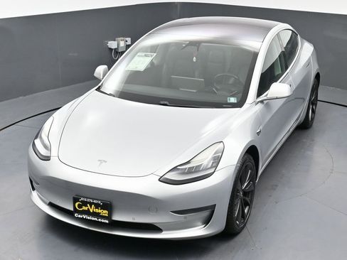 Used 2018 Tesla Model 3 Long Range image 46