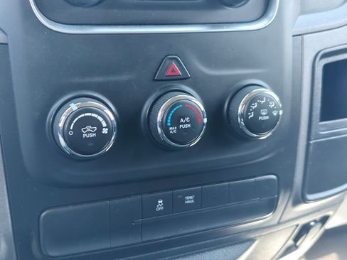 Used 2019 RAM 1500 Express image 30