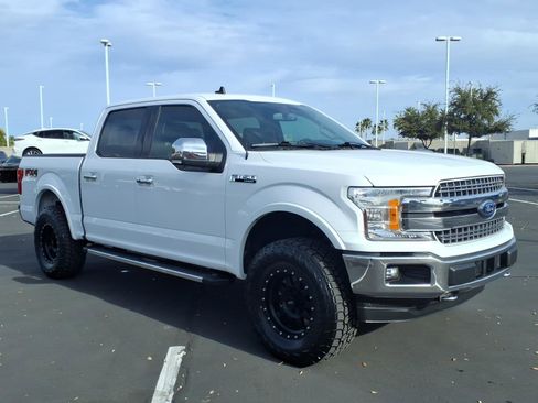 Used 2019 Ford F150 Lariat image 3