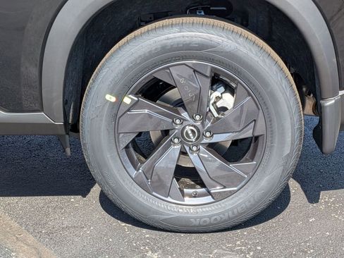 New 2026 Nissan Rogue SV image 25