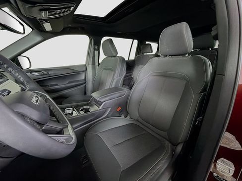 Used 2024 Jeep Grand Cherokee L Laredo w/ Luxury Tech Group I RWD image 14