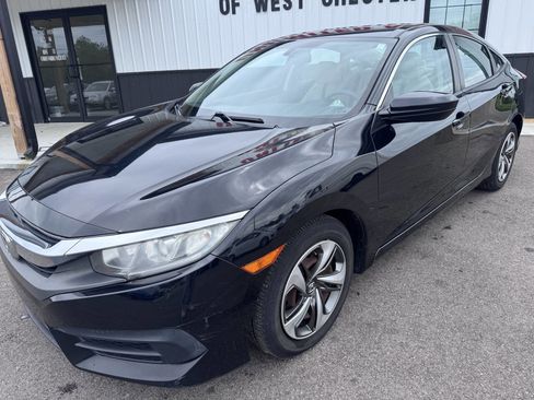 Used 2018 Honda Civic LX image 3