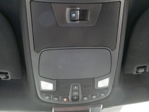Used 2020 Ford F150 XLT w/ Equipment Group 302A Luxury AWD/4WD image 32