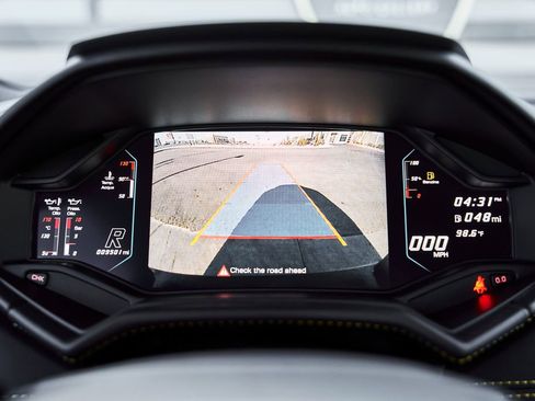 Used 2021 Lamborghini Huracan EVO image 66