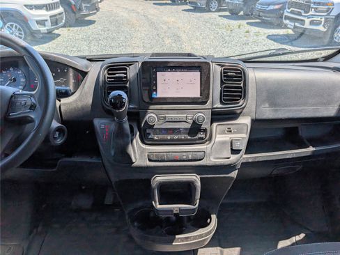Used 2023 RAM ProMaster 2500 w/ Convenience Group image 13