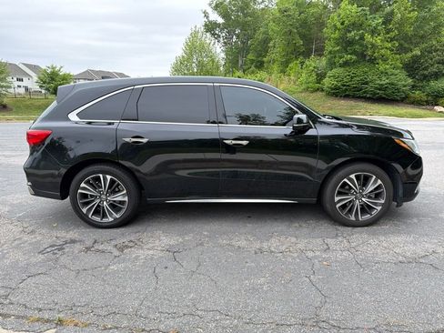 Used 2019 Acura MDX w/ Technology & Entertainment AWD/4WD image 4