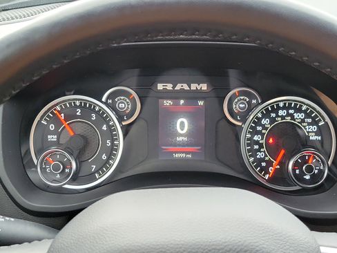 Used 2024 RAM 2500 Big Horn w/ Bed Utility Group image 10