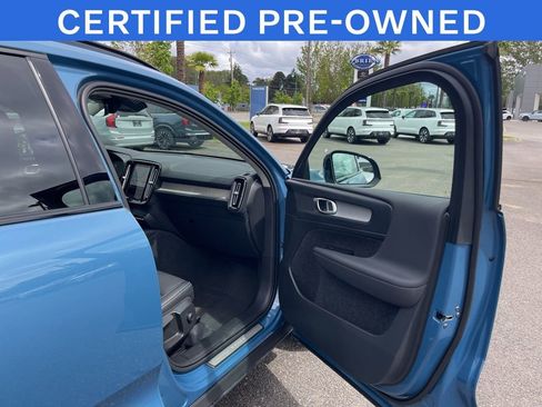 Certified 2024 Volvo XC40 B5 Core AWD/4WD image 19