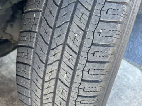 Used 2010 Honda CR-V EX image 6