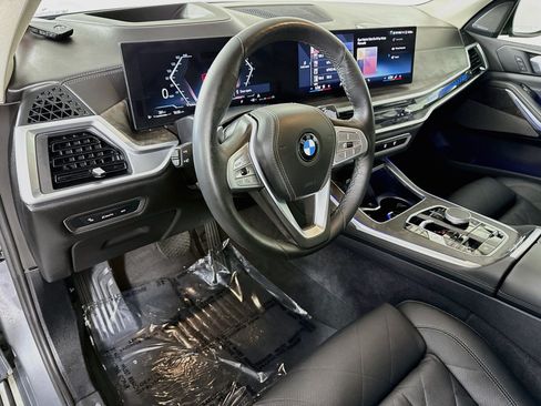 Used 2026 BMW X7 xDrive40i AWD/4WD image 23