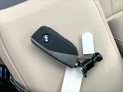 Used 2026 BMW X3 xDrive30i w/ Premium Package AWD/4WD image 14