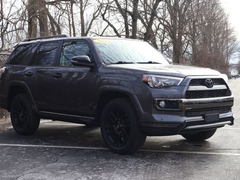 Used 2019 Toyota 4Runner Limited image 10