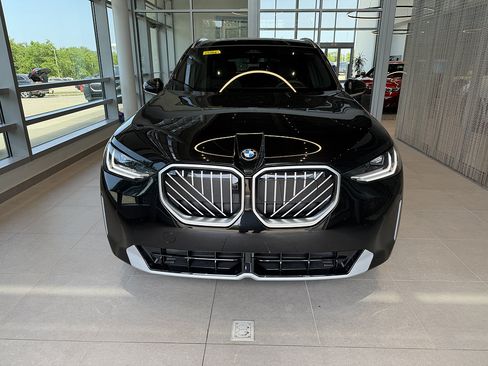 New 2026 BMW X3 xDrive30i w/ Premium Package AWD/4WD image 2