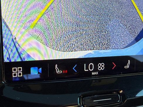 Certified 2024 Volvo S60 B5 Plus w/ Protection Package Premier image 36