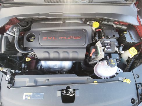 Used 2018 Jeep Compass Trailhawk AWD/4WD image 21