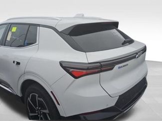 Used 2025 Chevrolet Equinox EV LT w/ Convenience Package video 2