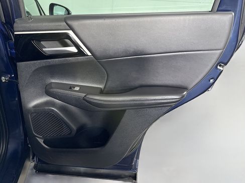 Used 2023 Mitsubishi Outlander SE image 28