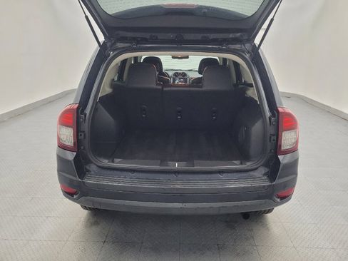 Used 2014 Jeep Compass Latitude w/ Sun/Sound Group FWD image 29