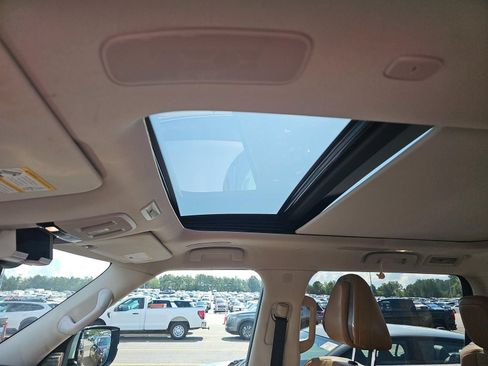 Certified 2025 INFINITI QX80 Sensory AWD/4WD image 10