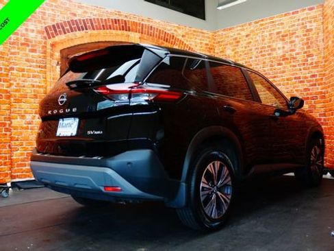 Certified 2023 Nissan Rogue SV AWD/4WD image 7