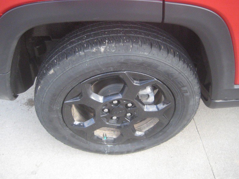 Used 2023 Jeep Compass Trailhawk w/ Trailhawk Elite Group AWD/4WD image 10