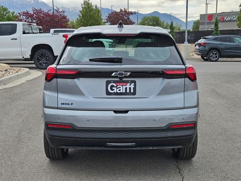 New 2027 Chevrolet Bolt LT w/ Comfort Package FWD image 4