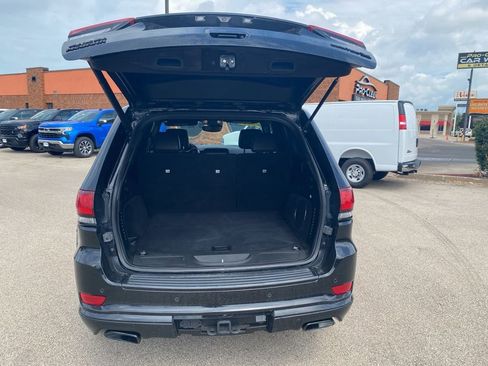 Used 2021 Jeep Grand Cherokee Limited X image 17