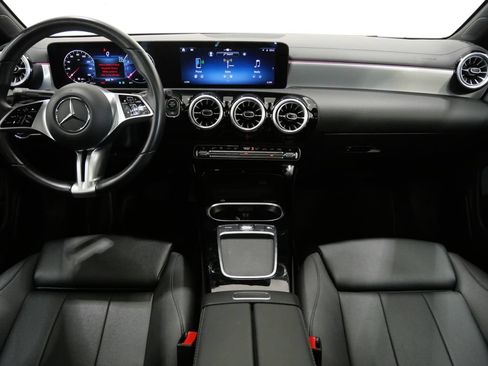 Used 2025 Mercedes-Benz CLA 250 4MATIC image 10