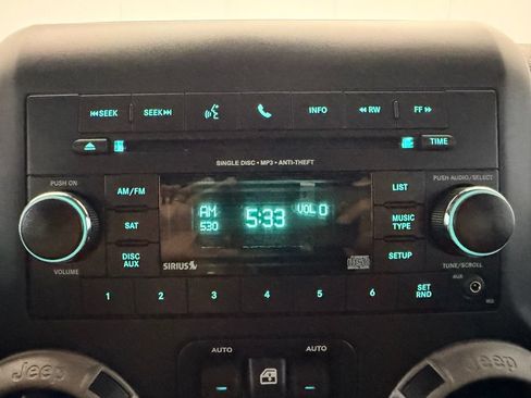 Used 2017 Jeep Wrangler Unlimited Sport w/ Quick Order Package 24S AWD/4WD image 20