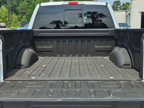 Used 2022 Ford F150 Lariat AWD/4WD image 14