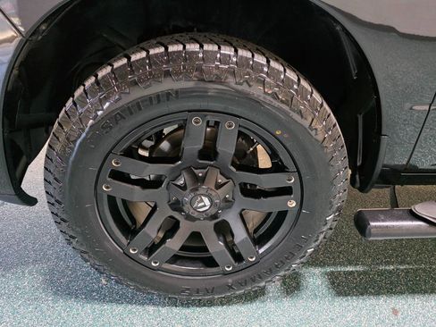 Used 2016 RAM 1500 Sport w/ Black Ram 1500 Sport Group AWD/4WD image 12