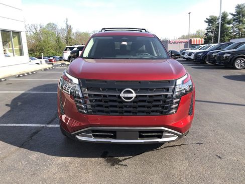 New 2026 Nissan Pathfinder Platinum image 16